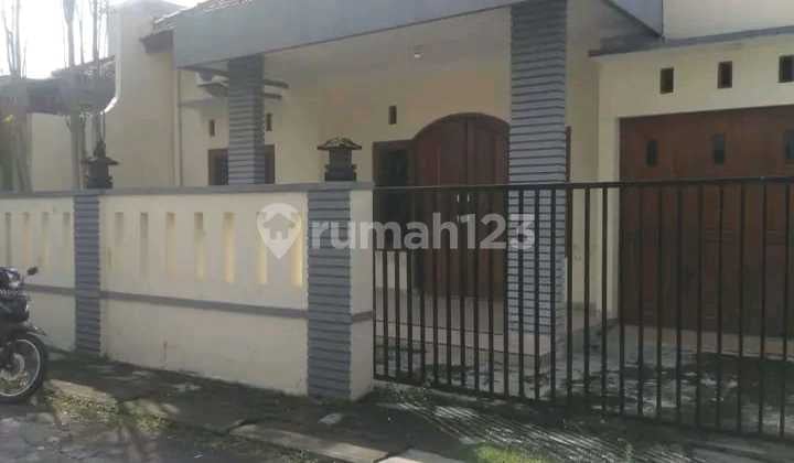 Rumah Bagus Strategis Depan Paragon Mall Solo