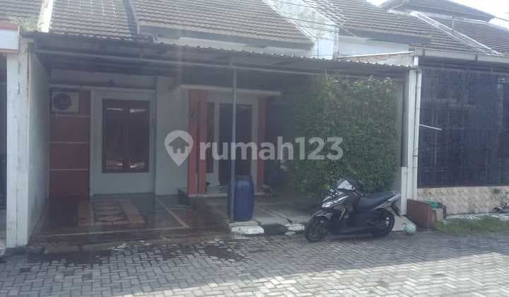 Rumah Solo Baru Area Sektor10 Siap Menjadi Milik Anda