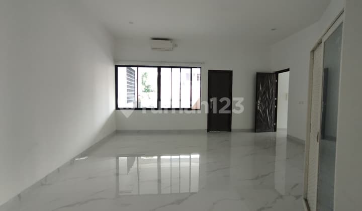 Rumah Baru Jalan Benda Kemang, 500jt/thn, Lingkungan Tenang, Garasi 4 Mobil