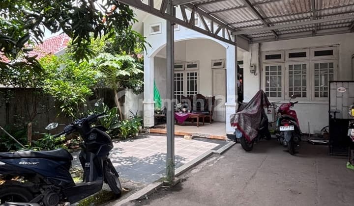 Jalan Raya Asem Dua Cipete, Ramai, bisa Kantor/Usaha,175Jt/Tahun.