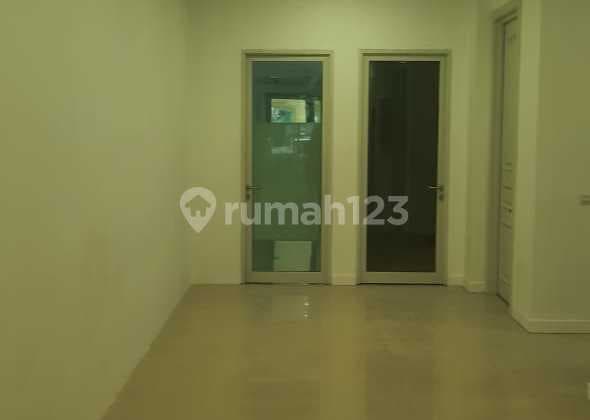 Senopati Area, Space Komersil 320m, Cocok Kantor, Gym, Klinik, Les, Dll Ruang-Usaha di Jl. Suryo No.5, Rawa Barat, Kebayoran Baru, Kota Jakarta Selatan, DKI Jakarta, Indonesia, 12180, Senopati 320.0 m² Unfurnished