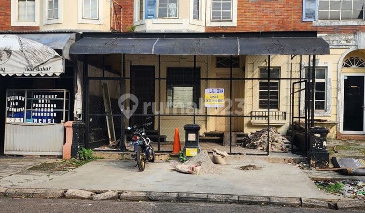 Dijual Ruko dua lantai di Lippo Karawaci Tangerang