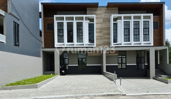 Rumah Baru Lokasi Strategis Sayap Setiabusi Gegerkalong Bandung