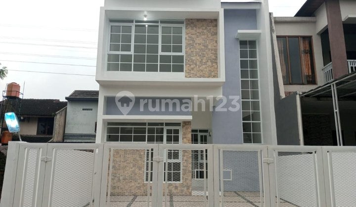 Nice New Modern House In Cisaranten Arcamanik Near The Police Station