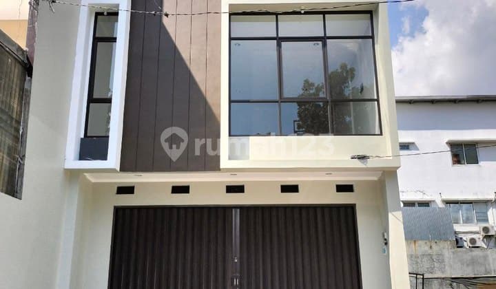 Ruko Baru 3 Lantai Siap Pakai Di Jalan Utama Kiaracondong Bandung
