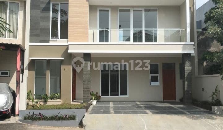 Rumah Baru Mewah Modern Dalam Cluster Exclusive Cigadung Bandung