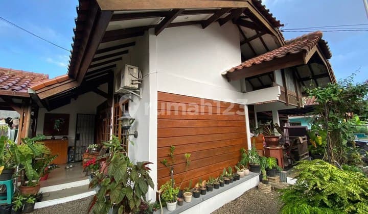 Rumah Asri Terawat Dalam Komplek Di Sayap Pasteur Bandung Utara