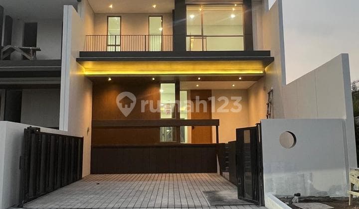 Rumah Baru Spesifikasi Tinggi Setiabudi Dekat Upi Bandung Utara