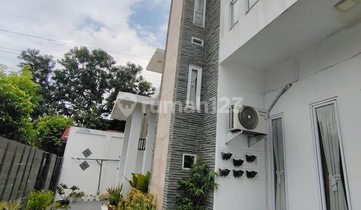 RUMAH MEWAH KEMANG PRATAMA 2 BEKASI