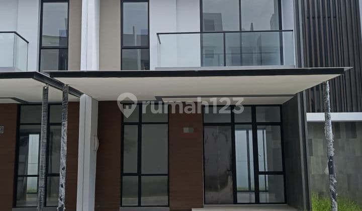 Disewakan Rumah Kuningan Village Pik 2 Dekat Apartemen Tokyo Riverside