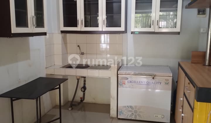 Dijual segera kios Apartemen Bintaro Park View