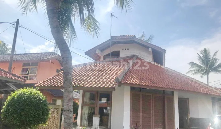 Villa Pisita Anyer Asri Tepi Pantai Siap Ditempati