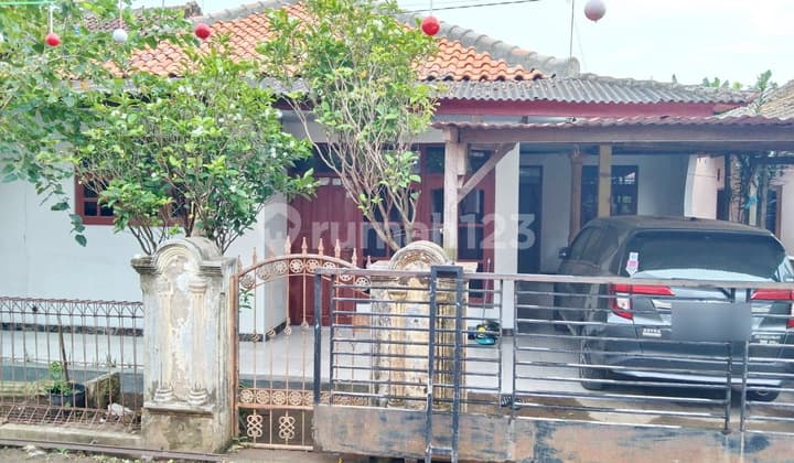 Minimalist Residence Near Gunung Santri Bojonegara