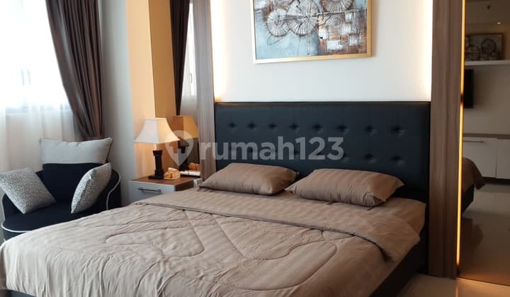 Kemang Village Studio 38m2 Furnished Best Price.