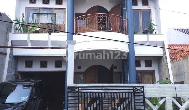 Rumah 2 Lantai Siap Huni Dekat Pintu TOL LIMO