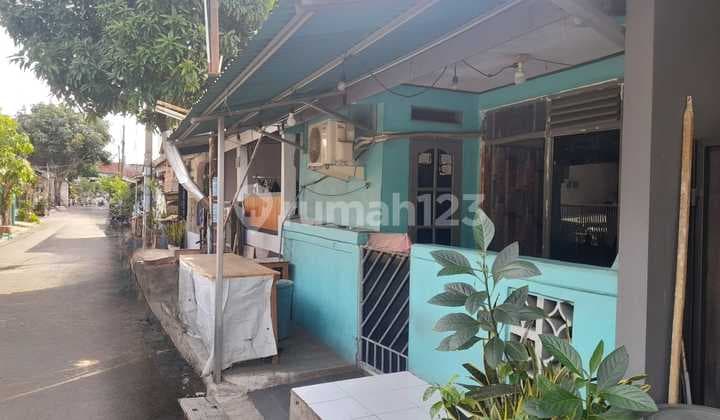1-story house in Pamulang, South Tangerang