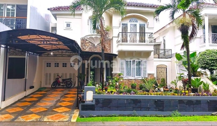 Rumah Dijual Di Telaga Golf Sawangan. Hunian Asri Nyaman, Suasana View Depan Rumah Sperti Di Cisarua Puncak