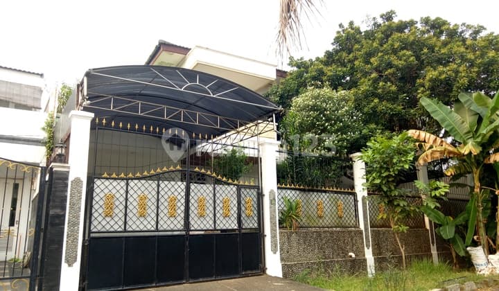 Dijual Rumah 2 Lantai SHM di Cinere, Depok Lingkungan Nyaman