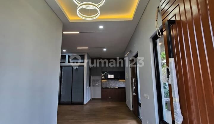 Rumah Baru Cantik Siaphuni Griya Loka BSD City