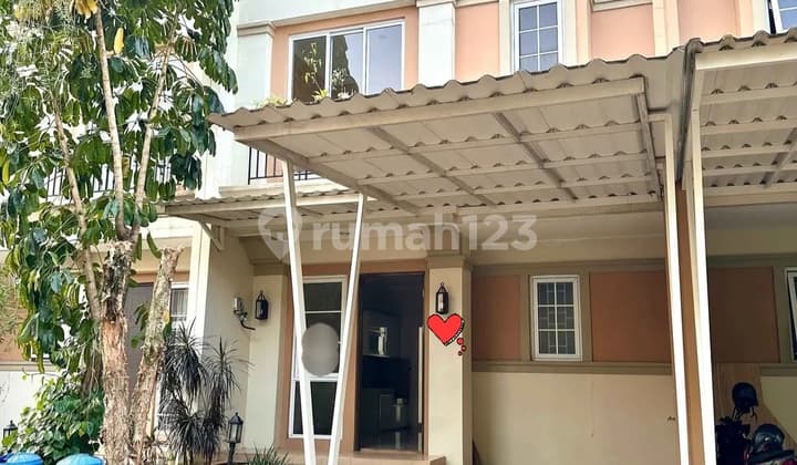 Rumah Bagus Minimalis Dekat Santa Ursula BSD