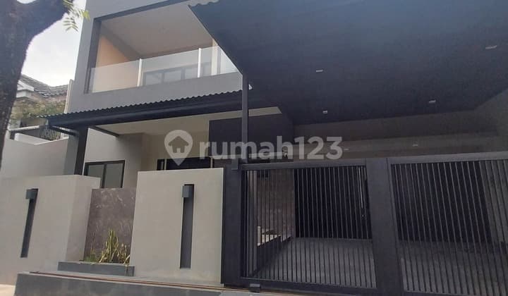 Rumah Megah Kokoh Siaphuni Puspita Loka BSD