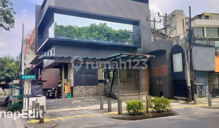 Ruang Usaha Kemang Lokasi Strategis Cocok Cafe Resto Komersil