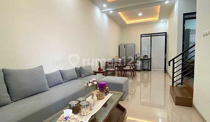 Rumah Baru Banget,Design Mewah di Margahayu,Metro Bandung