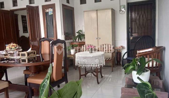 Rumah Nyaman Akses Jalan Bagus di Antapani Bandung Komplek Exclusive
