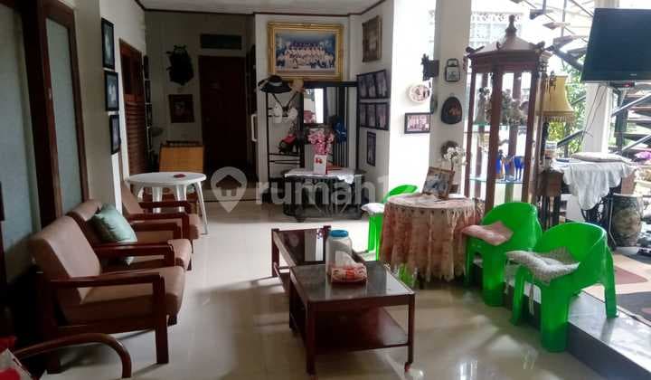 Rumah Antik dan Mewah di Sukajadi Bandung Dekat ke Mall Pvj