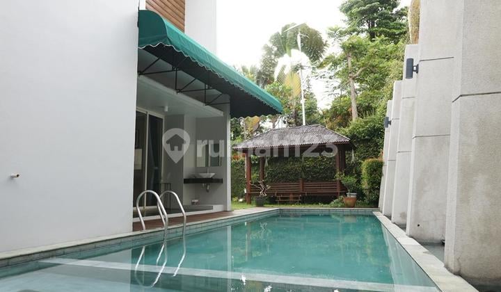 Rumah Lux, Furnish di Citra Green Dago Bandung Ada Private Pool