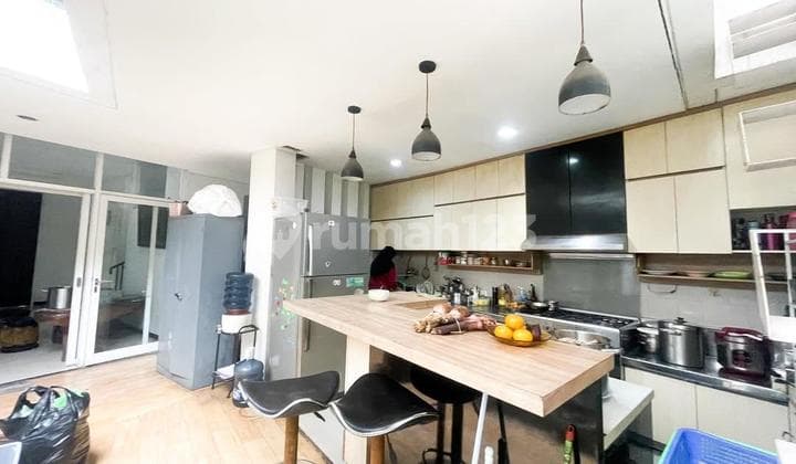 Rumah Lux Posisi Hoek di Cimahi Siap Huni Dalam Komplek Exclusive