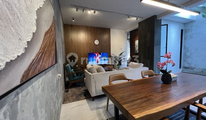 Beautiful House, Fully Furnished Luxury in Ujung Berung Bandung with City View