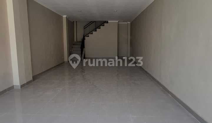 Ruko 3Lantai Tinggal Huni Aja Masih Baru di Padasuka Bandung