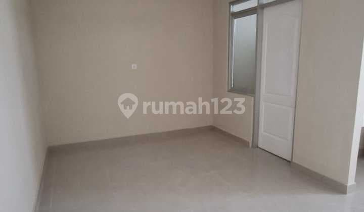 Ruko Punya Kases Jalan Bagus,3Lantai,Baru di Padasuka Bandung