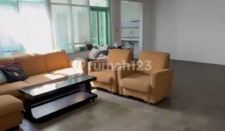 Rumah Murah Area Komersial di Sayap Riau Bandung bisa Buat Invest