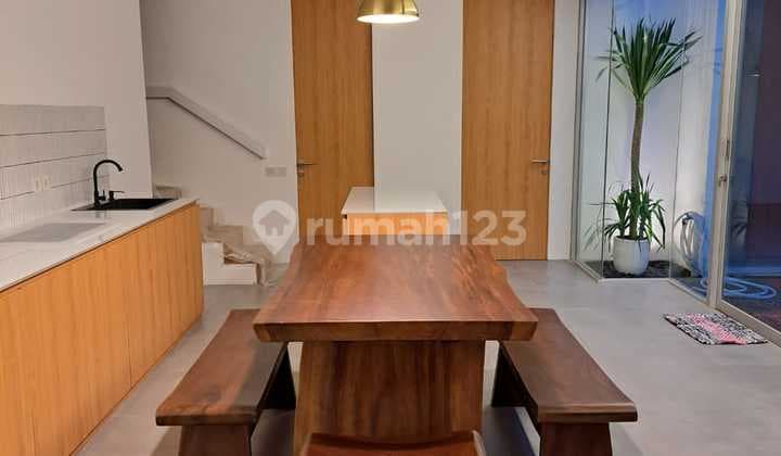 Rumah 2 Lantai di Cluster Alam Sutera Dekat Mall Lw