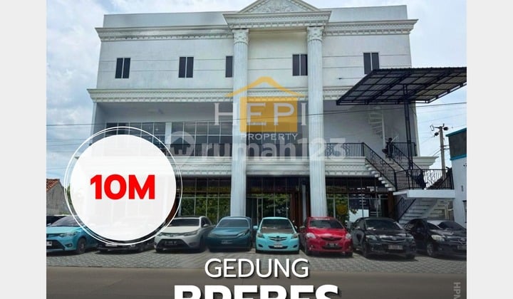 Bangunan Gedung 3 Lantai di Brebes Jawa Tengah Bangunan Gedung 3 Lantai di Brebes Jawa Tengah