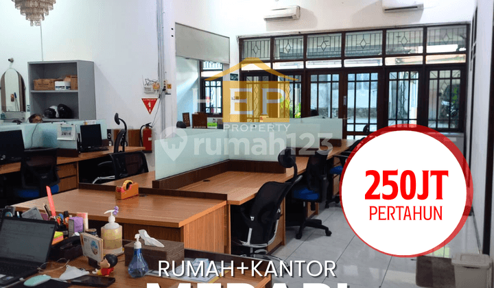 Office House on Merapi Street, Gajahmungkur, Semarang. Office House on Merapi Street, Gajahmungkur, Semarang.