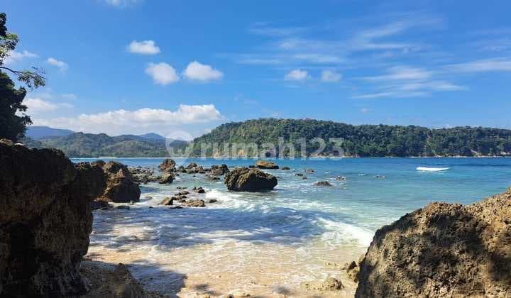 Tanah Cocok Untuk Inevestasi Untuk Resort Dan Tempat Wisata View Langsung Pantai Wanukaka, Ntt