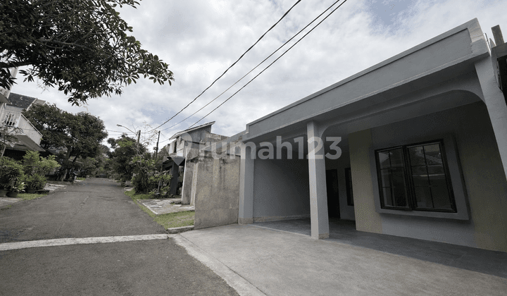 Brand New! Rumah 3 KT di Sentul Harga Spesial, Rumah Fresh, SHM