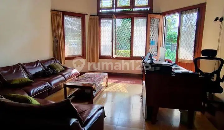 Rumah Bagus 1 Lantai Sayap Riau di Bandung Kota Dekat Gedung Sate