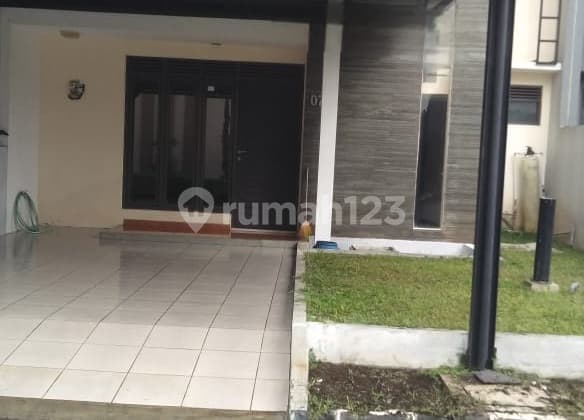 Rumah Bagus 2 Lantai Minimalis di Komplek Grand Sharon Soekarno Hatta