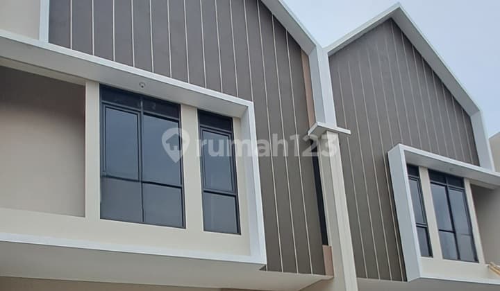 Rumah Bagus 2 Lantai Minimalis Modern di Buah Batu Dekat Lodaya