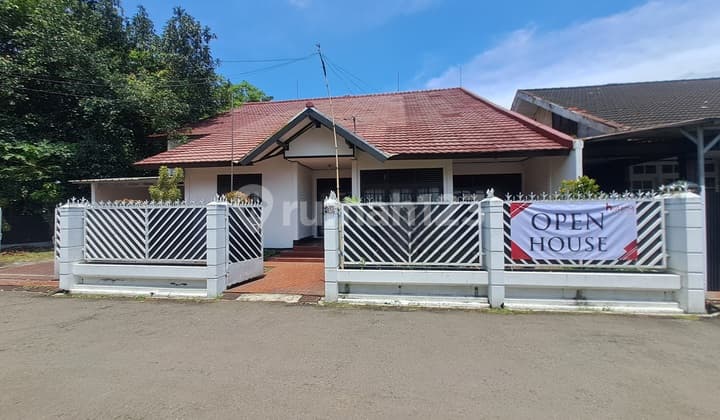 Jual Cepat Rumah Bagus Bawah NJOP Komplek Suryalaya di Buah Batu