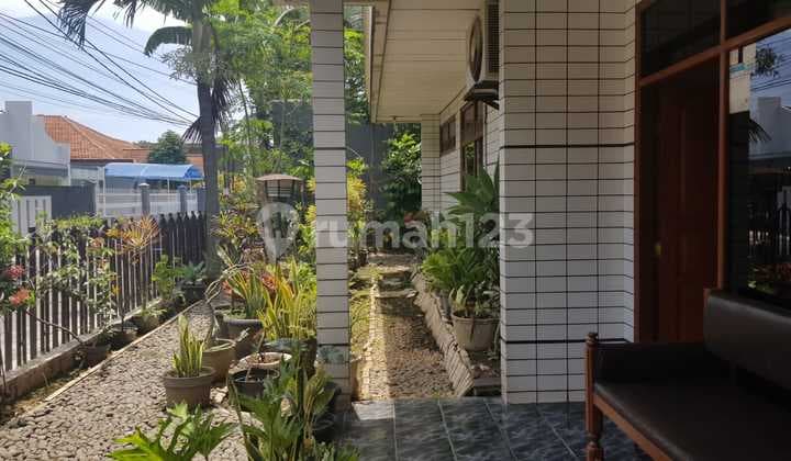 Rumah Bagus Kokoh 1 Lantai Jalan Lebar di Turangga