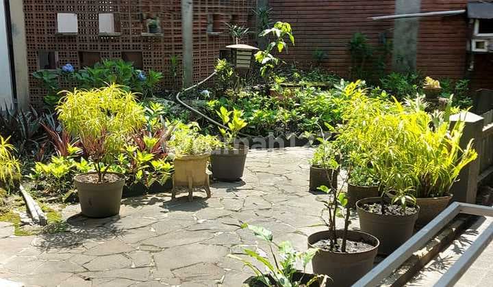 Dijual 1 Unit Rumah Antik Jl. Brantas (Sayap Riau), Bandung