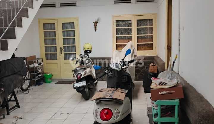 Rumah Belanda Haritage Kelas C Cantik dan Anggun