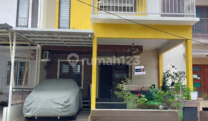 2-Story House with 4 Bedrooms, Negotiable Price in Harmoni Cluster, Kota Harapan Indah, Bekasi
