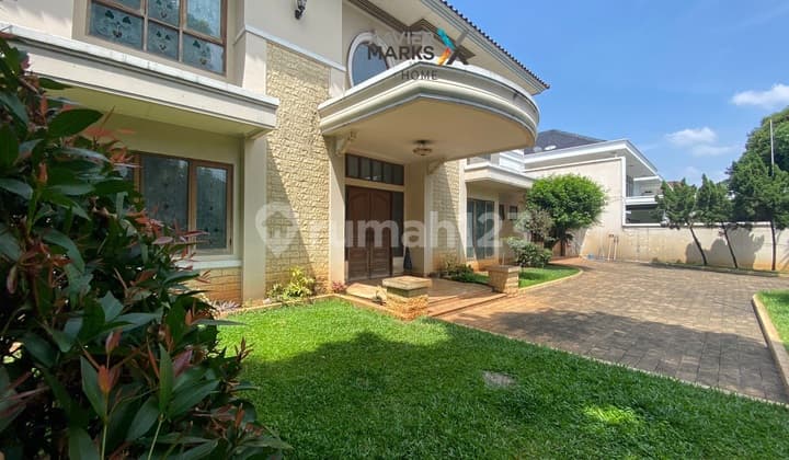 Mediteranian Style Rumah 2 Lantai Berdekatan Dgn Area Komersil Posisi 2 Hadap Rumah Kokoh & Minim Renovasi