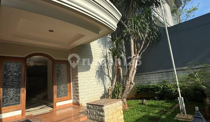 Ready-to-Live House in a Natural and Scenic Area with Wide & Beautiful Roads. House with SHM - Ownership Certificate in Alam Asri, Kebayoran Lama.